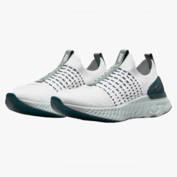 Nike Shoes - Nike React Phantom Run Flyknit 2 Athletic Sneakers DO6698-001 Women’s Sz: 9.5